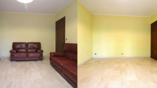 Confronto prima e dopo virtual home staging: stanza con arredi antichi e stanza svuotata.